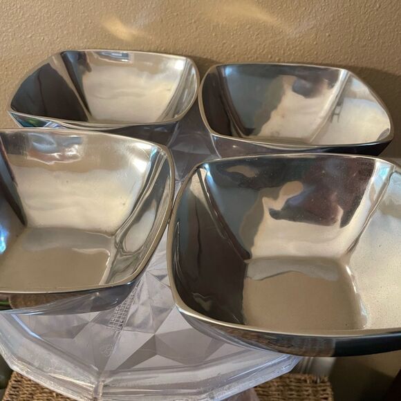 Artland 4 Aluminum Decorative Bowls - Picture 3 of 14